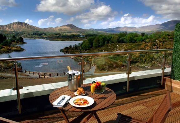 Dine, Stay & Play at Sneem Hotel